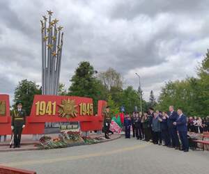 Памятник 80-летия Победы советского народа в Великой Отечественной войне открыли в Пинском районе