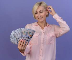 Какую сумму можно получить без налогов от друзей и родственников из-за границы в 2025 году